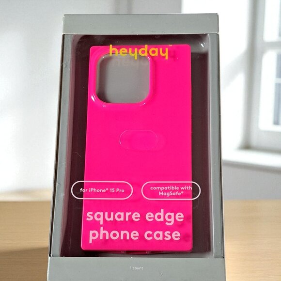 HeyDay Square Edge iphone 15 pro Neon Pink Compatible with MagSafe - Picture 1 of 7